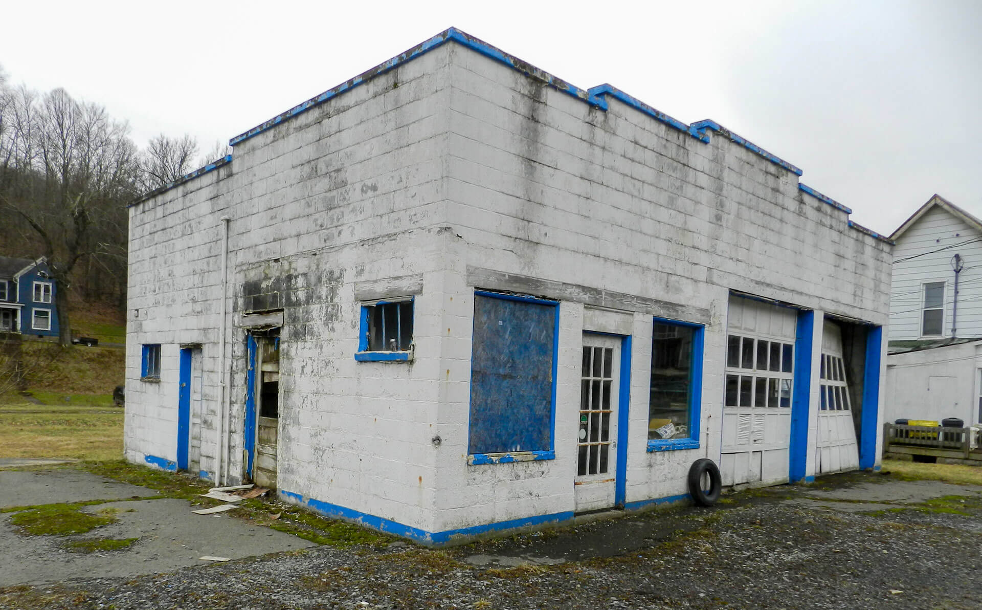 Service Station - Salem, WV